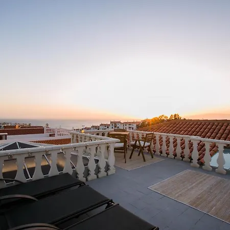 True Canarian 6 Bedrooms With Hot Tub Villa *