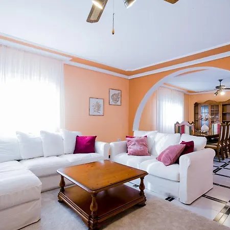 True Canarian 6 Bedrooms With Hot Tub * Callao Salvaje