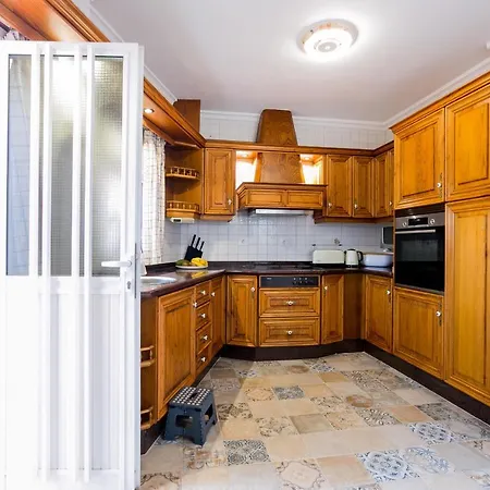 True Canarian 6 Bedrooms With Hot Tub Villa Callao Salvaje