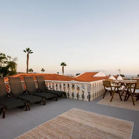 Villa True Canarian 6 Bedrooms With Hot Tub *